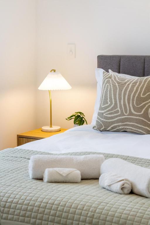 Urban Comfort on Durham St, Walk Everywhere! - Resim 14