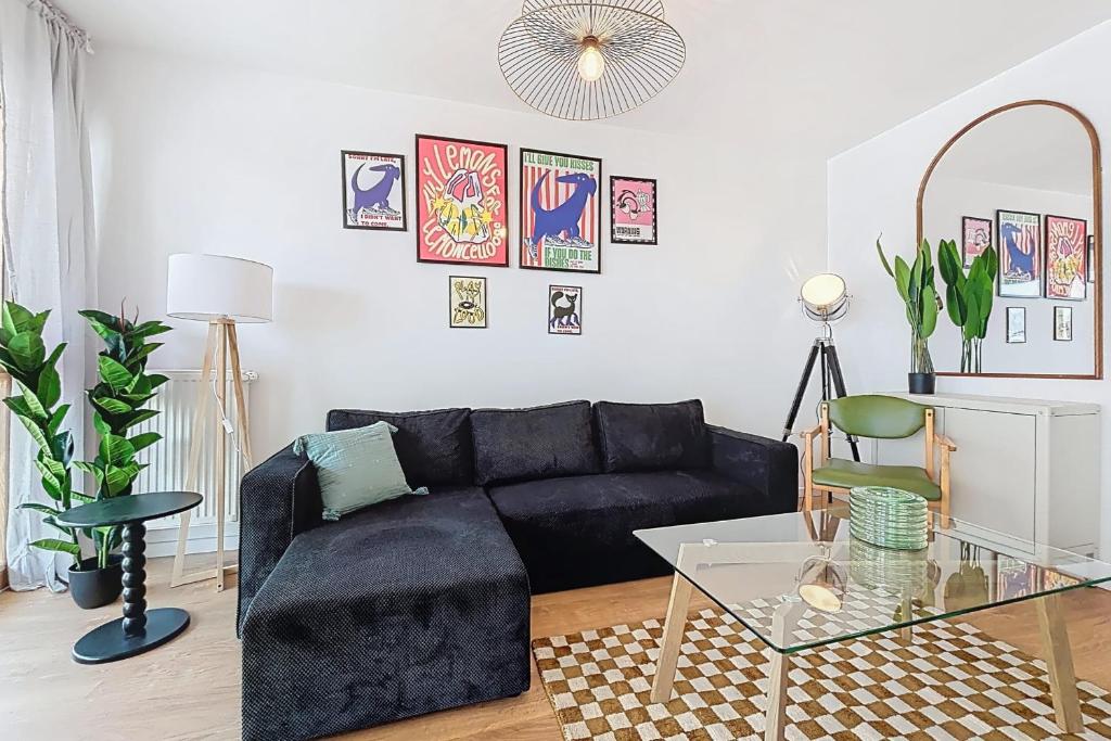 Photo de la galerie de l'établissement Modern & spacious apartment with rooftop, à Montreuil