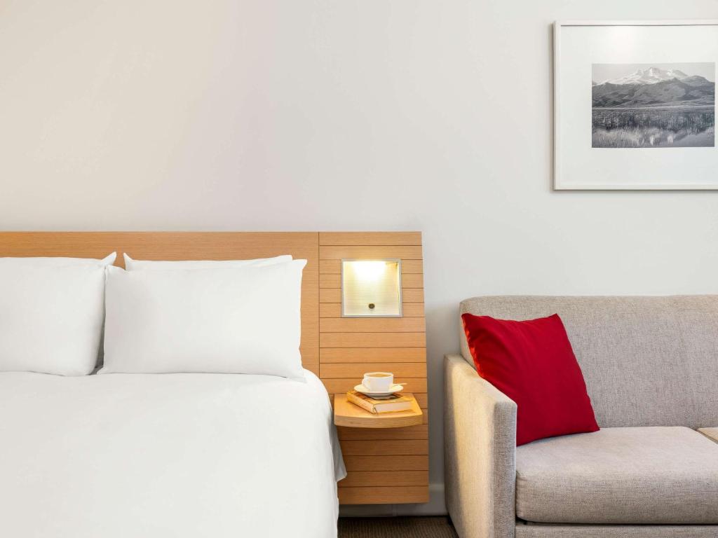 Uma área de estar em Novotel Kayseri