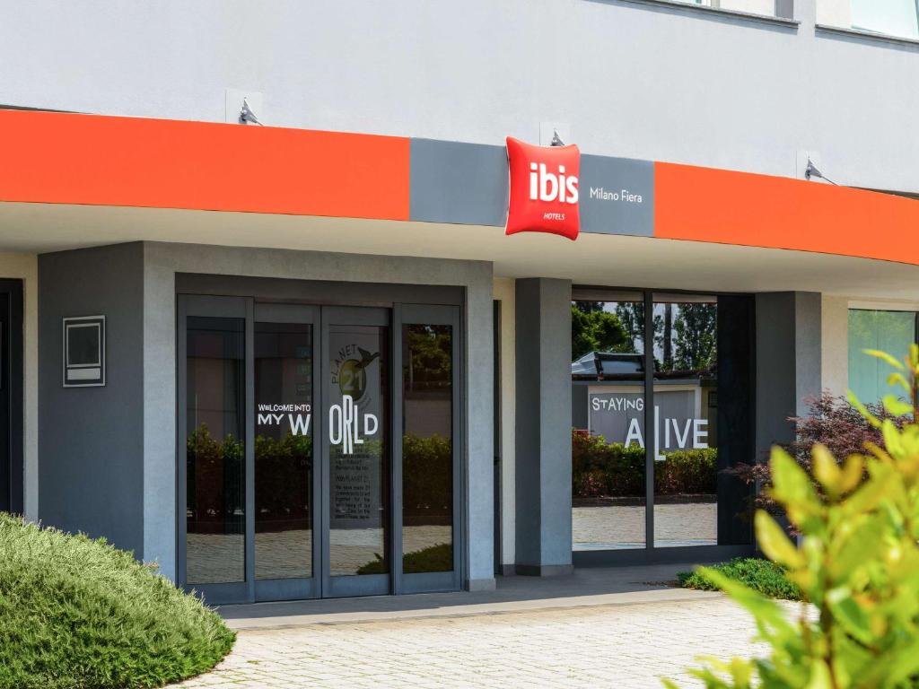 Exteriér nebo vchod ubytování Ibis Milano Fiera