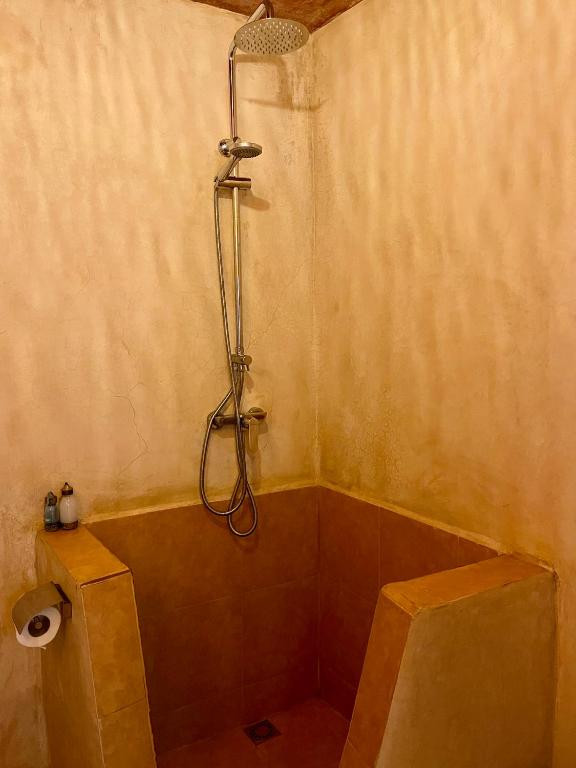 Koupelna v ubytování Riad La Calèche & SPA