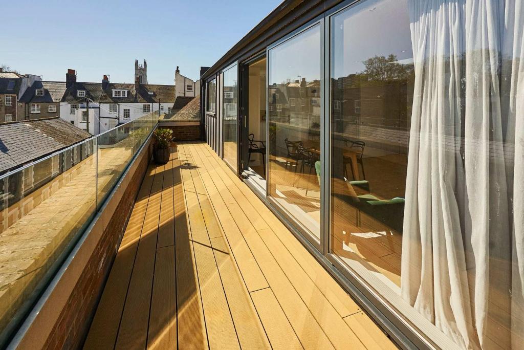 Gallery Detail: Host Stay Palm Penthouse Brighton Hove Updated Prices 2026