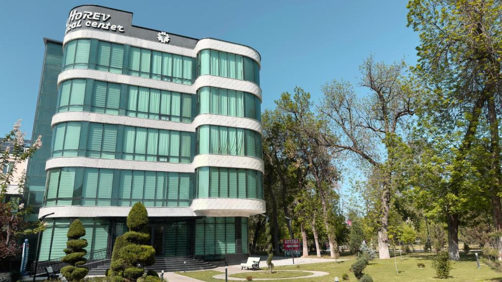 Budova, kde se hotel nachází