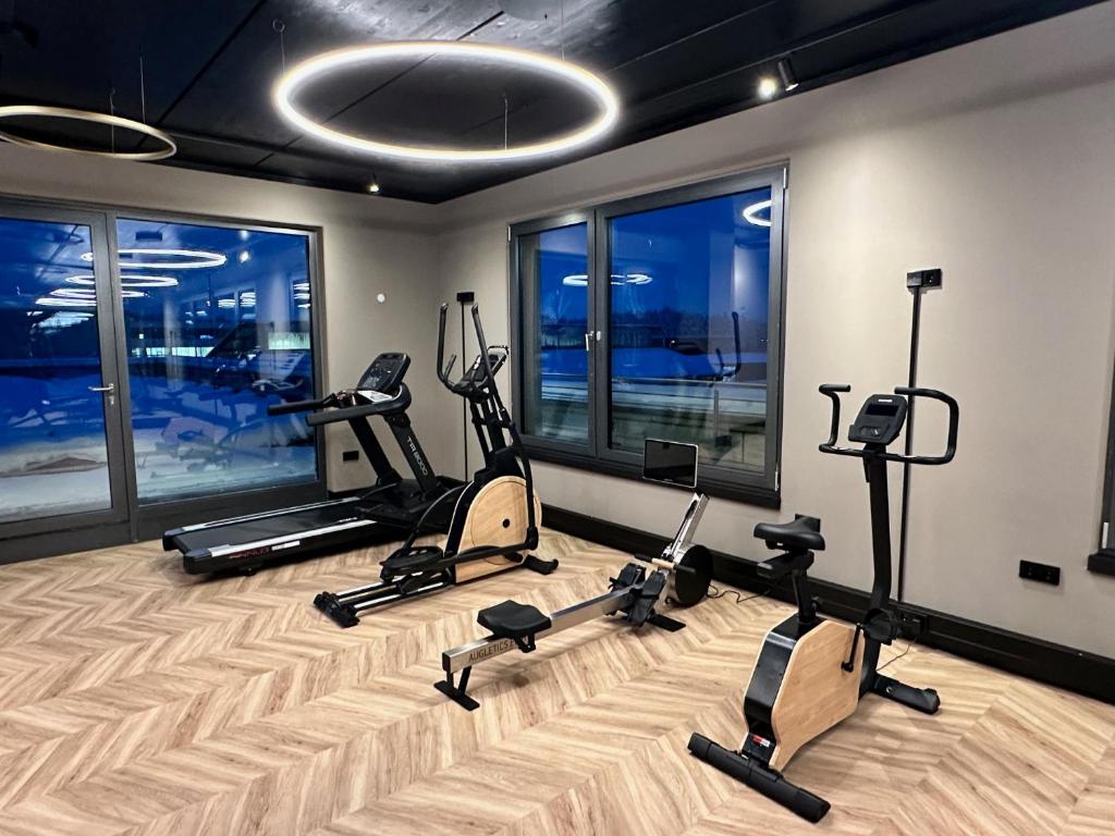 Fitness centrum a/nebo fitness zařízení v ubytování Hotel Sentio