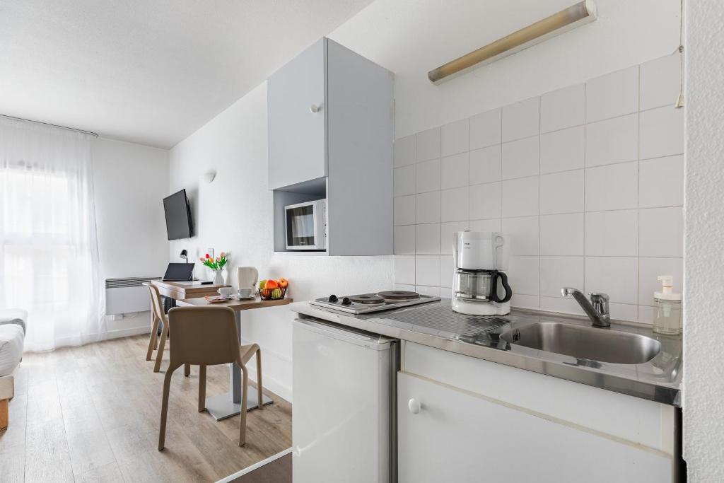 Appart'City Classic Lyon Part Dieu Villette - Resim 10