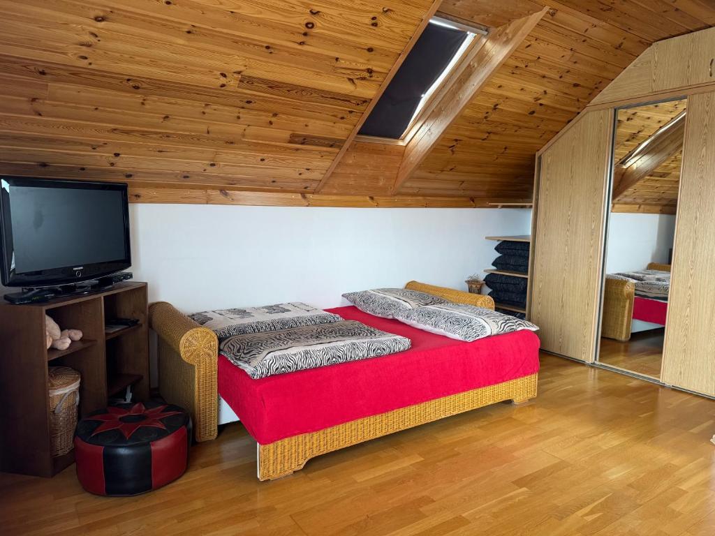 Postel nebo postele na pokoji v ubytování Dům Stašov