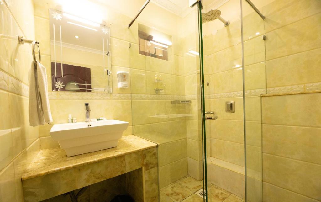 Koupelna v ubytování West Lerruat Hotel