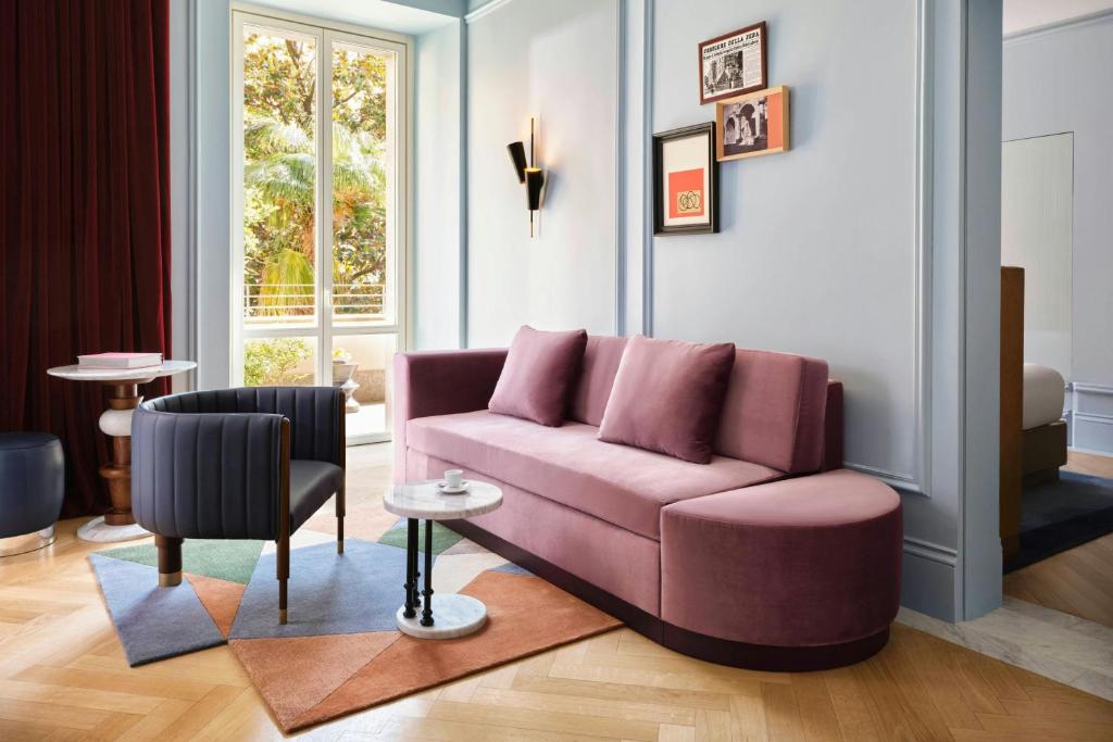 
King Suite with Terrace
