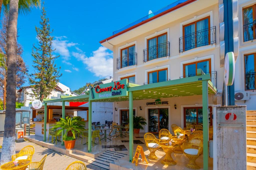 Budova, kde se hotel nachází