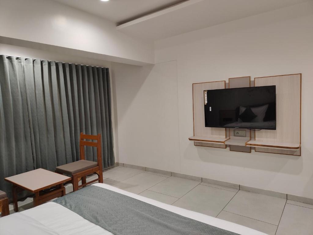 TV a/nebo společenská místnost v ubytování Hotel Kozar