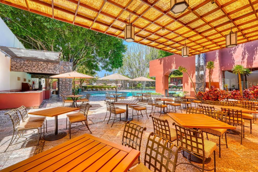 Restaurace v ubytování Hacienda Jurica by Brisas