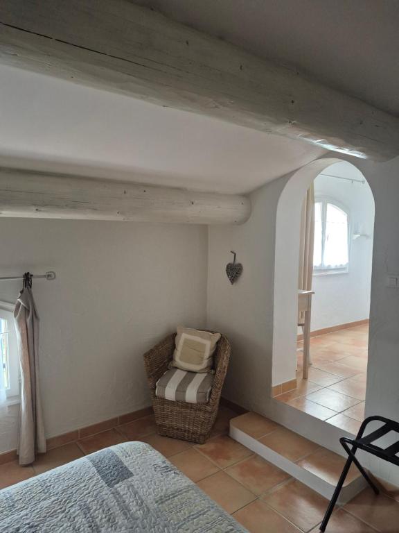 Mas Clement - Chambre et table d'hôtes - 1