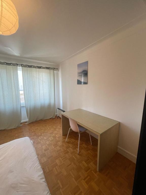 Large Apartment Free Parking Mulhouse – photo 10