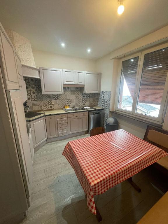 Large Apartment Free Parking Mulhouse – photo 7