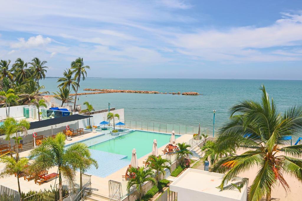 Bazén v ubytování Magico Apartamento Frente al Mar 4 Habitaciones BM43 nebo v jeho okolí