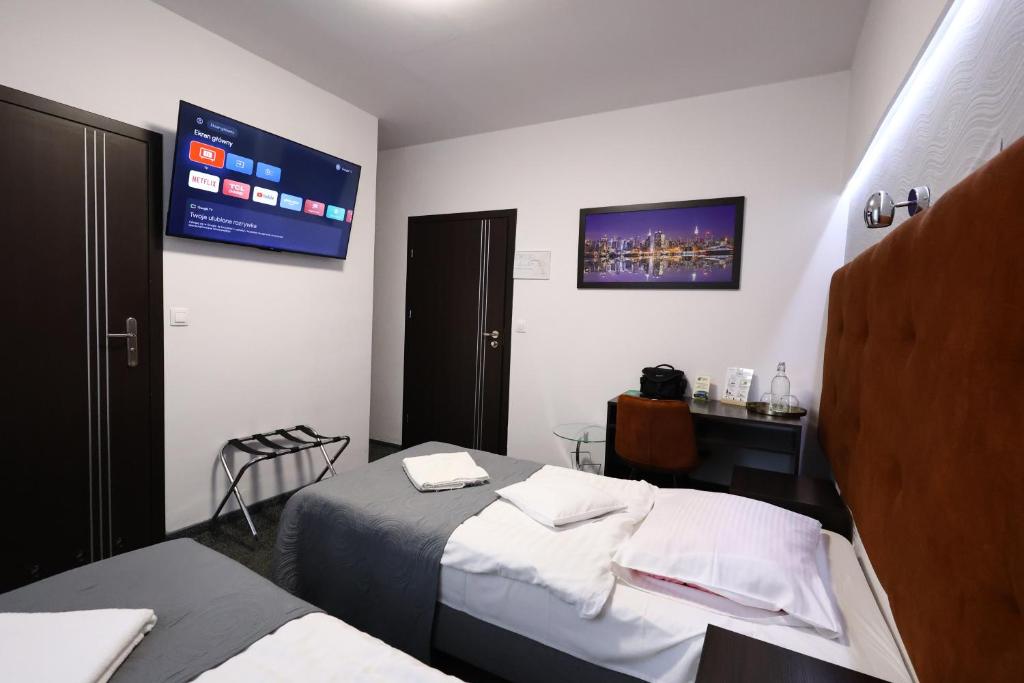 Hotel Junior - Bezplatny Parking - Resim 27