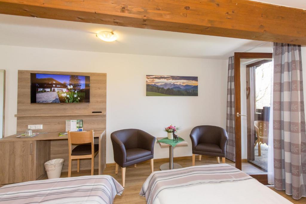 Postel nebo postele na pokoji v ubytování Gästehaus Funk