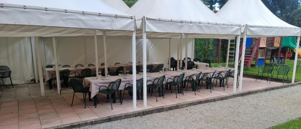 Restaurace v ubytování Albergo dei Pescatori