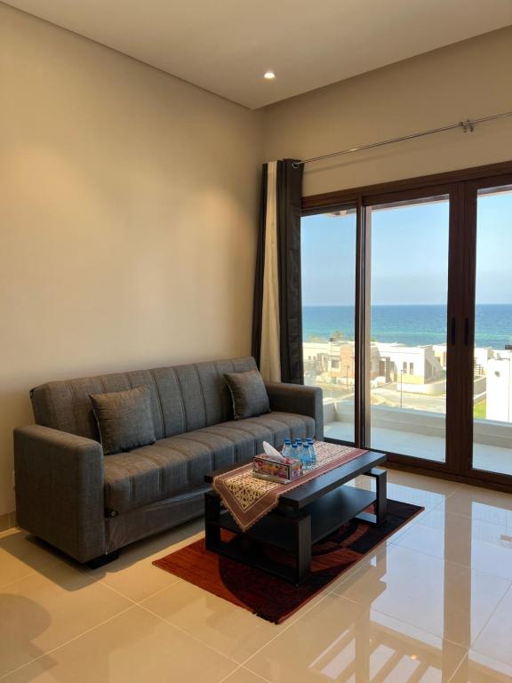 Posezení v ubytování Sifahbeachfront Apartment