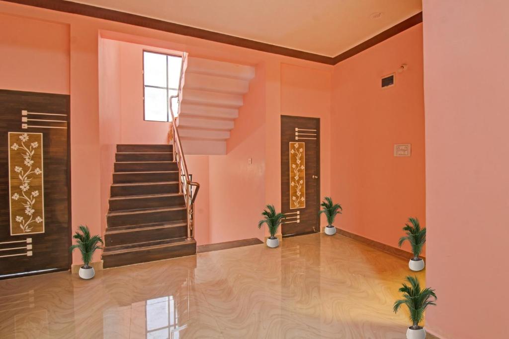 Fotografie z fotogalerie ubytování Hotel O Raj Hotel v destinaci Nágpur