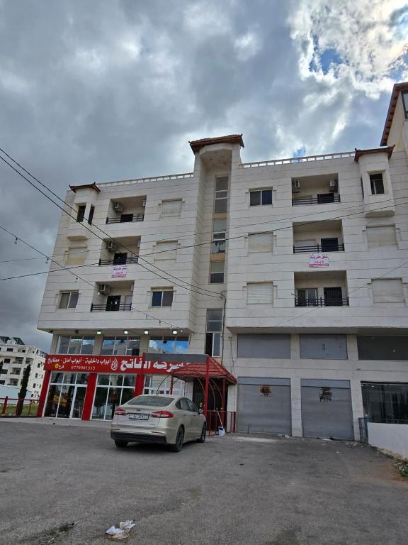 Φωτογραφία από το άλμπουμ του الحازم للشقق المفروشه σε Ḩawwārah