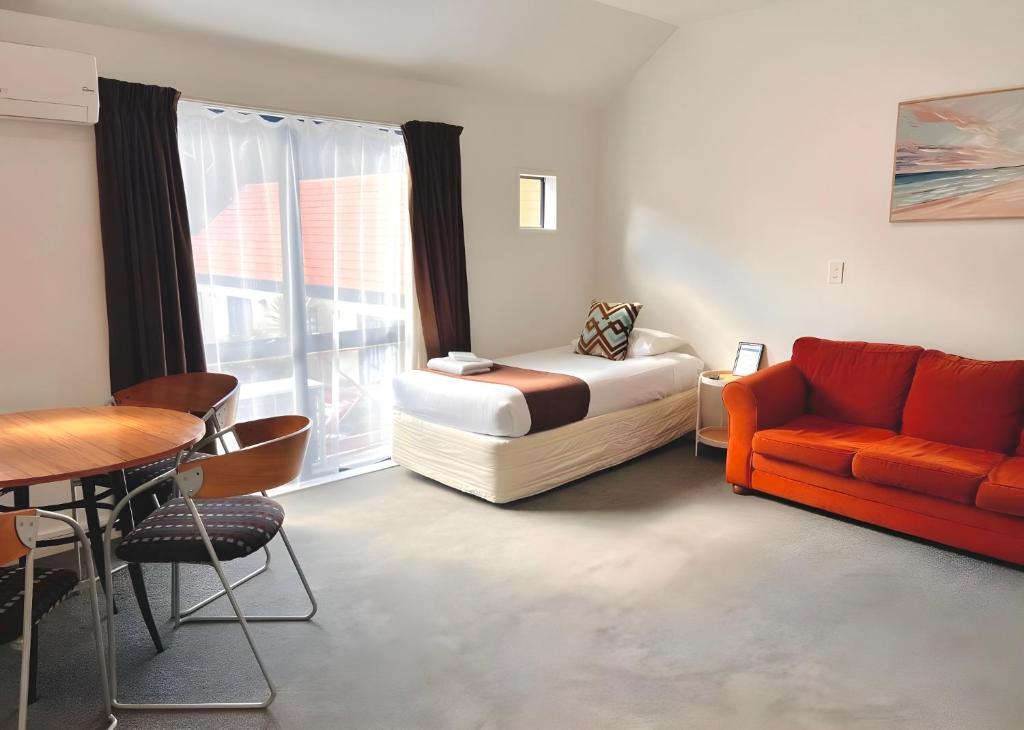 Bush Inn Court Motel - Resim 36