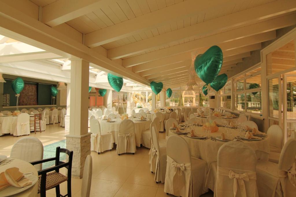 Restaurace v ubytování FILIPPONE HOTEL&RISTORANTE