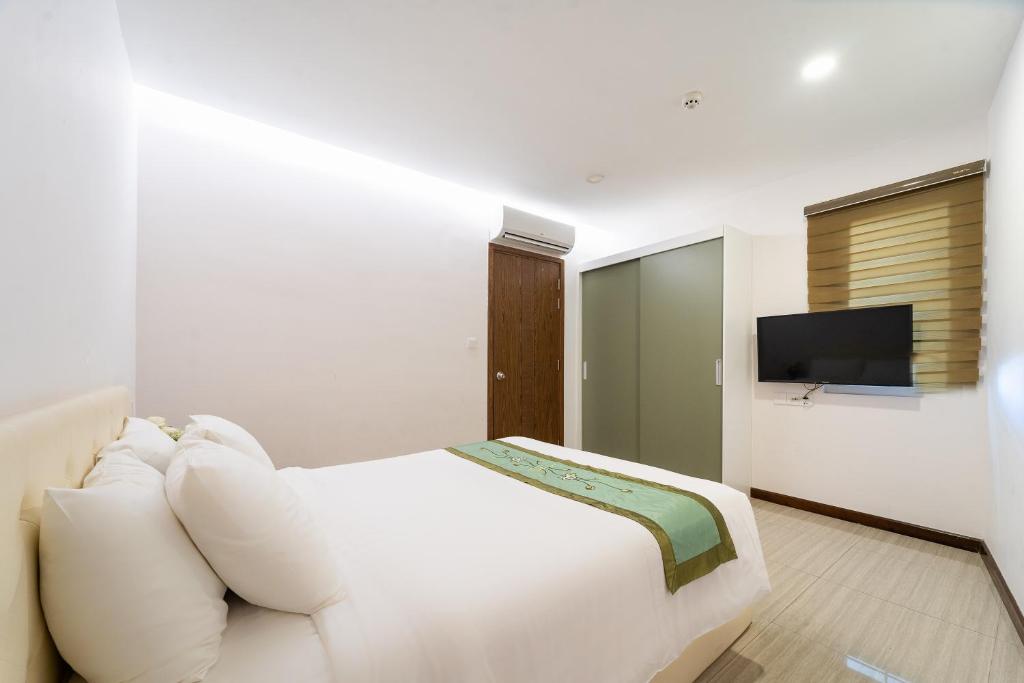 Four-Bedroom Deluxe Apartment