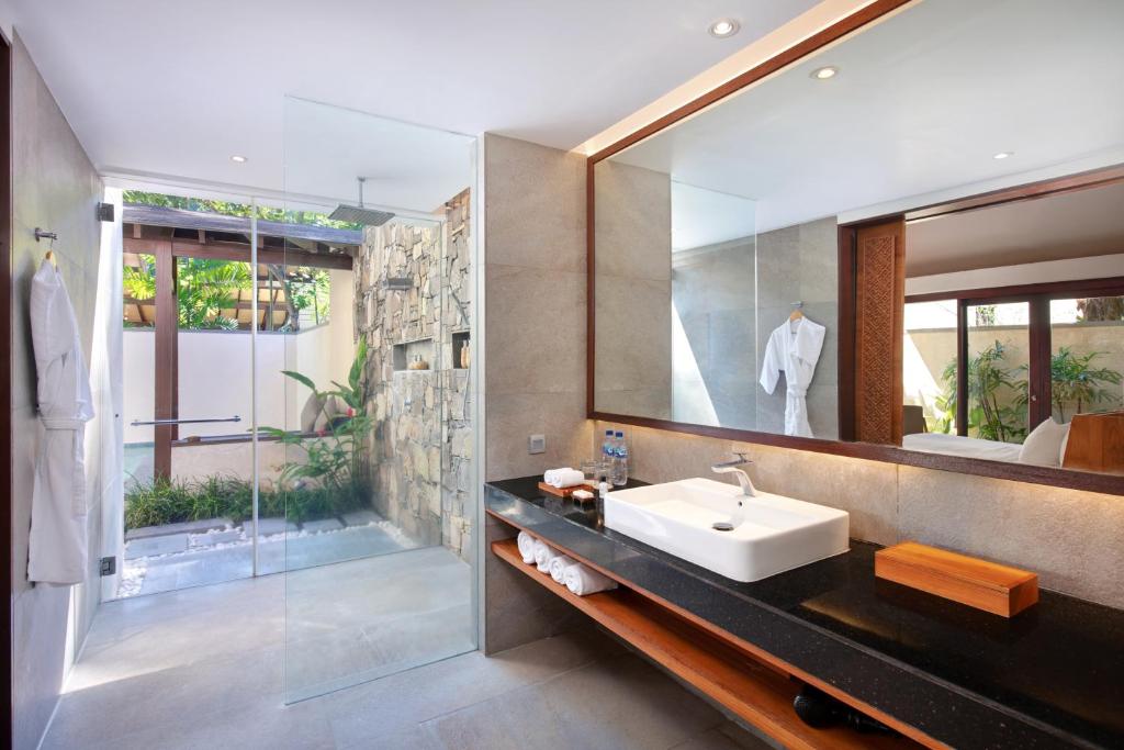 Katamaran Hotel & Resort Lombok - 8