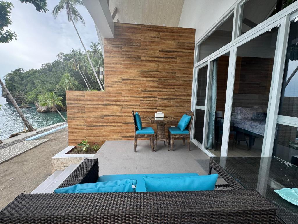 Balkón nebo terasa v ubytování Wanderlust Resort Samal