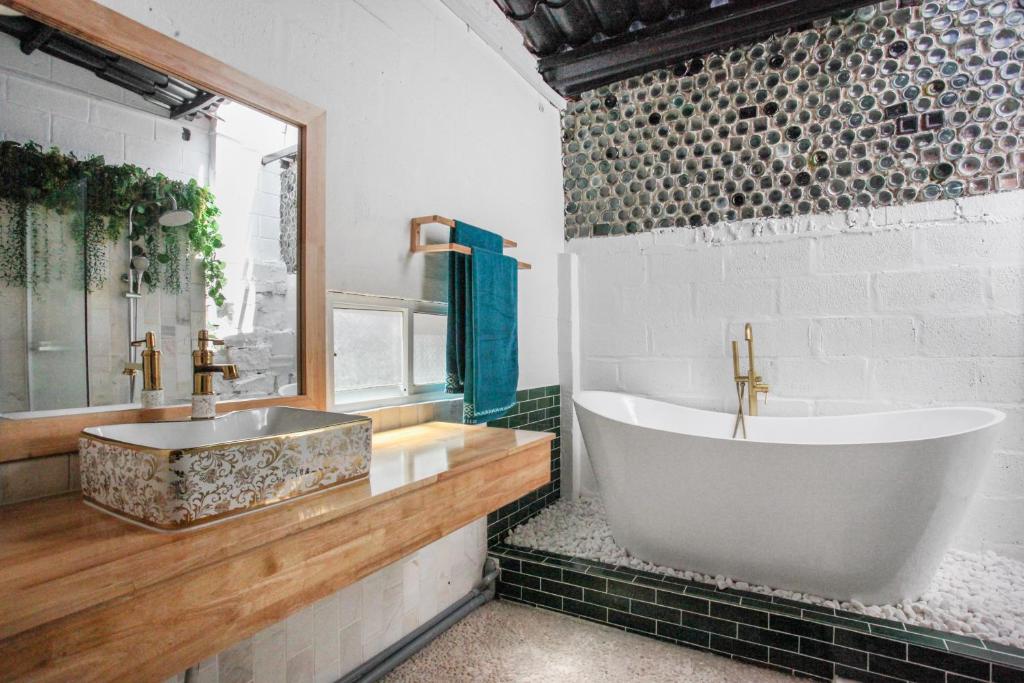 biệt thự biển Nha Trang có hồ bơi không