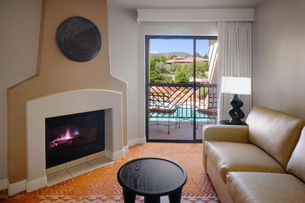 Hilton Sedona Resort at Bell Rock photo