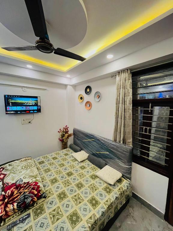 Ліжко або ліжка в номері Luxury 1 RK in New Delhi
