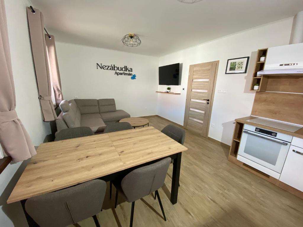 Kuchyň nebo kuchyňský kout v ubytování Apartmán Nezábudka