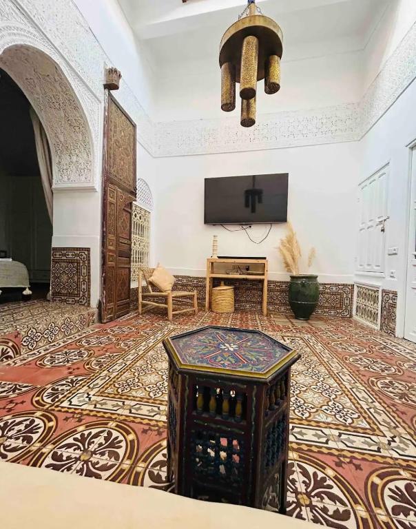 RIAD MAJWRIL — photo 4