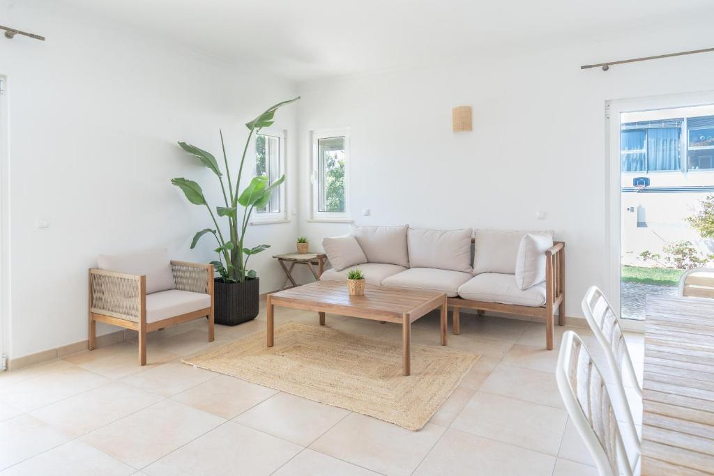 The Suites by The Lighthouse Arrifana - 11