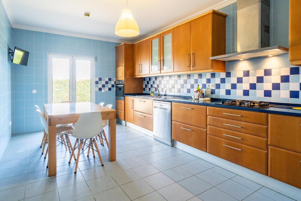 The Suites by The Lighthouse Arrifana - 14