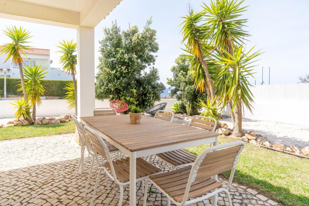 The Suites by The Lighthouse Arrifana - 12