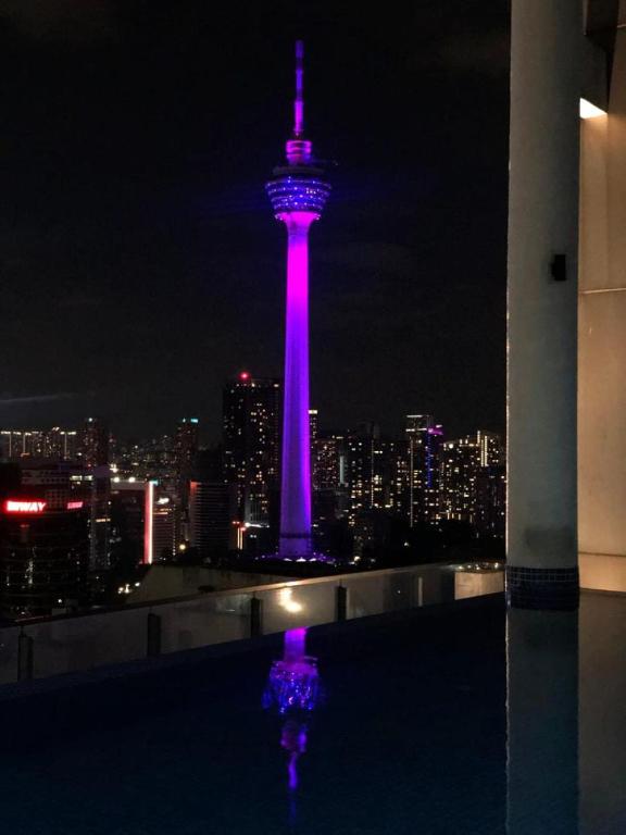 Bazén v ubytování LUXE KLCC by Infinitum nebo v jeho okolí