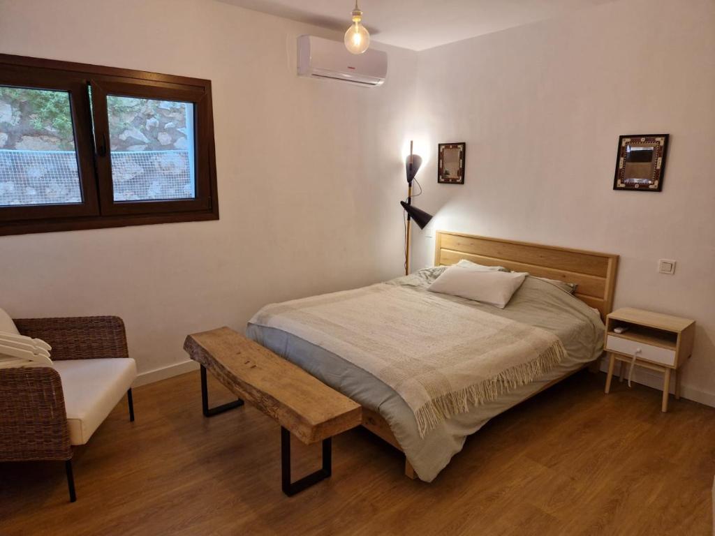 Habitación doble con baño grande privado en piso compartido, Málaga