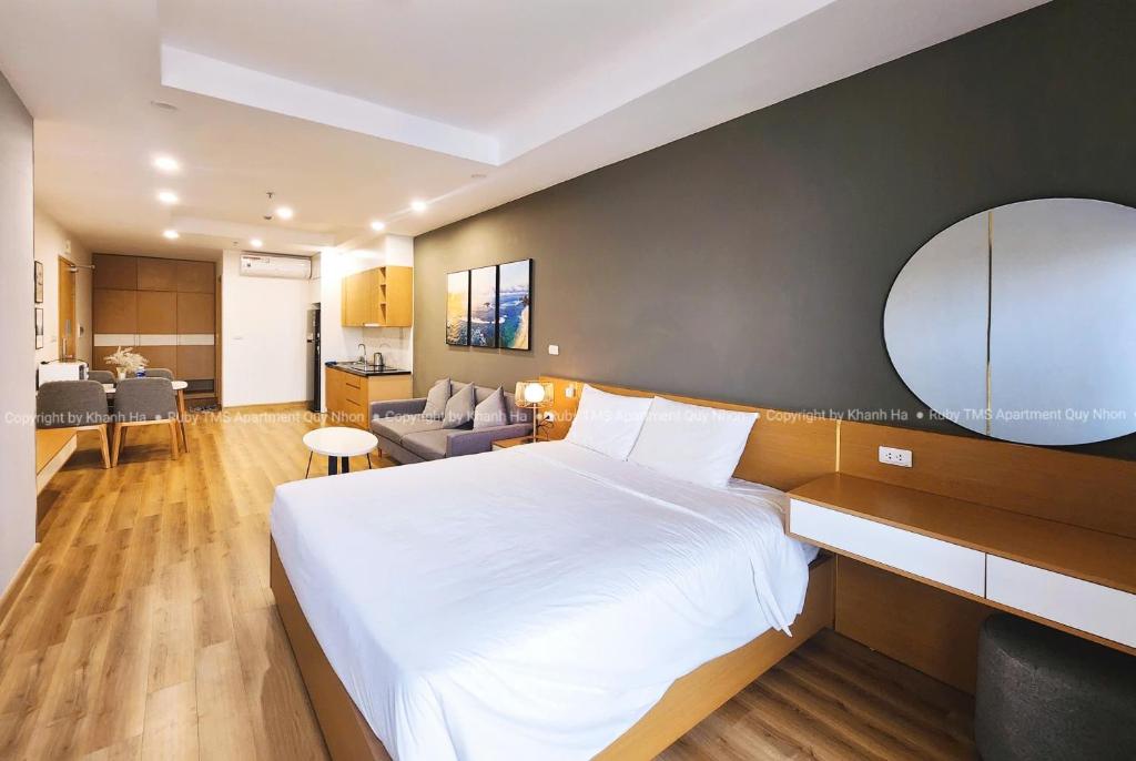 Postel nebo postele na pokoji v ubytování TMS Apartments Quy Nhơn