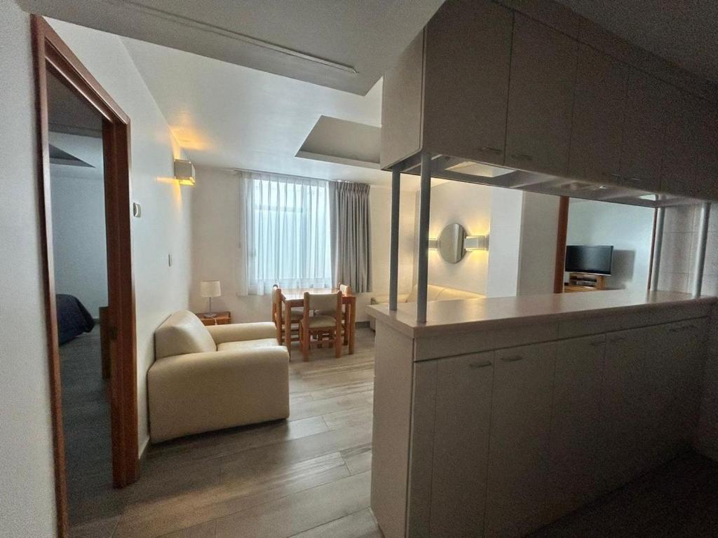 Suites Arquimedes 33 photo