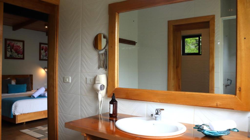 Postel nebo postele na pokoji v ubytování Las Terrazas de Dana Boutique Lodge & Spa