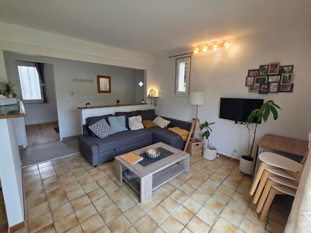 Posezení v ubytování Maison à Aix-en-Provence avec grand jardin