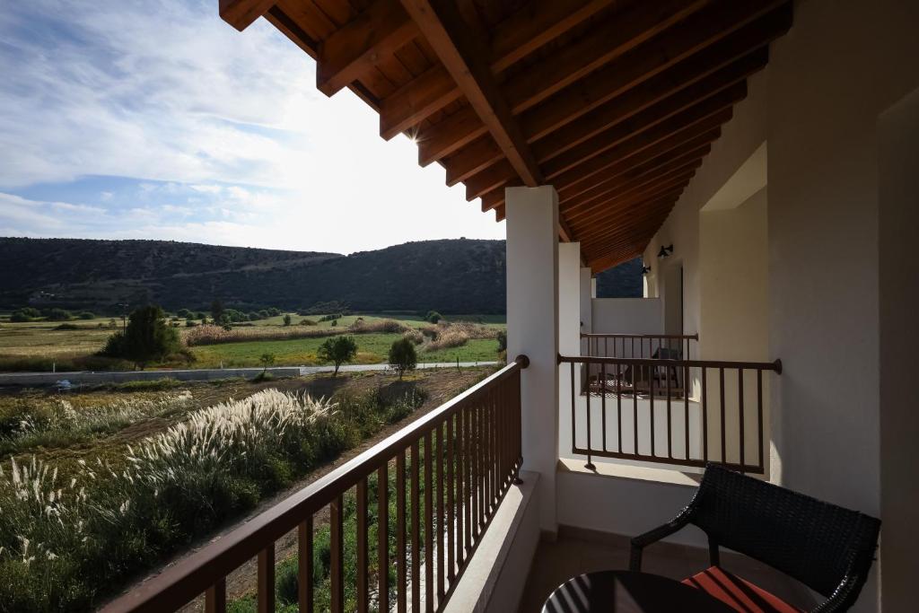 Nespecifikovaný výhled na hory nebo výhled na hory při pohledu z hotelu