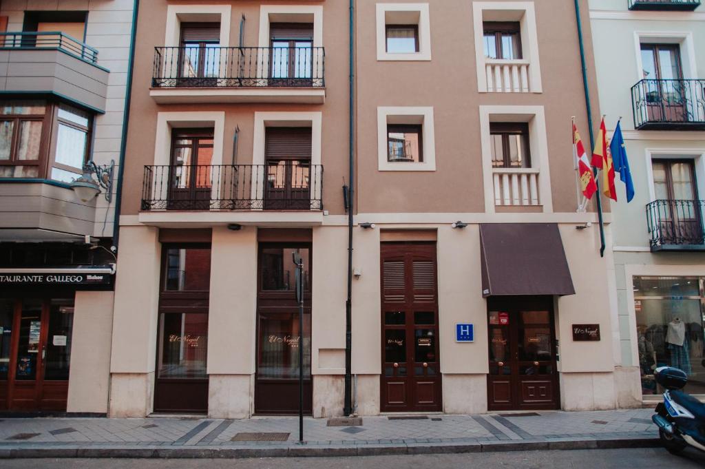 Budova, kde se hotel nachází