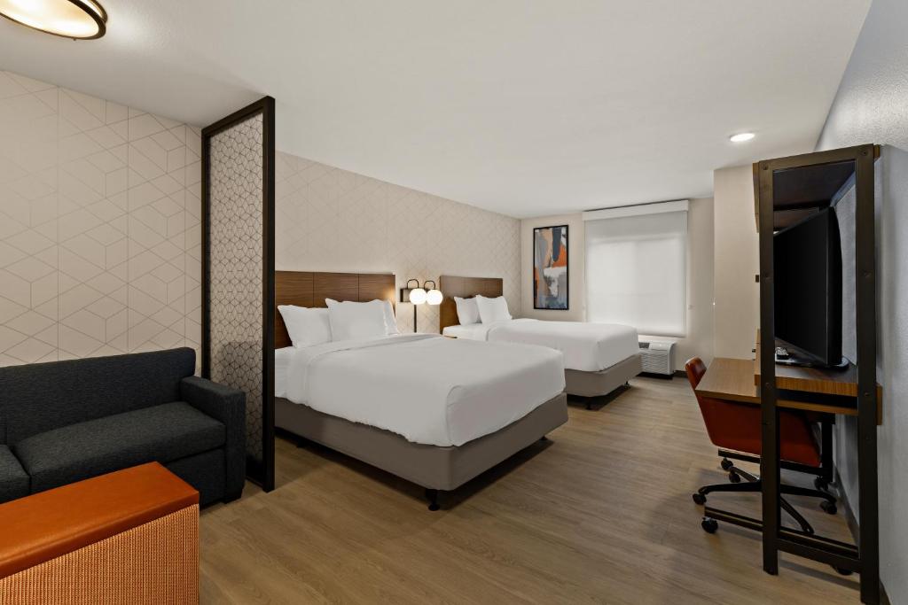 Everhome Suites Brownsville - Queen Suite With Two Queen Beds And Tub - Disability Access/Non Smoking
