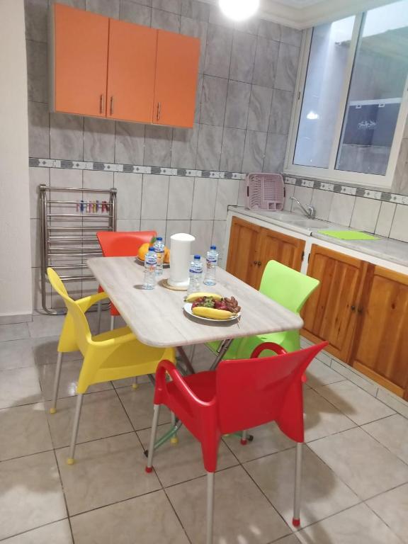 Kuchyň nebo kuchyňský kout v ubytování Appartement Jasmin Tabarka
