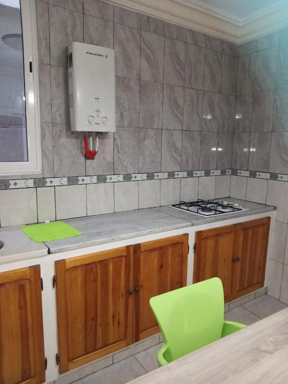 Kuchyň nebo kuchyňský kout v ubytování Appartement Jasmin Tabarka