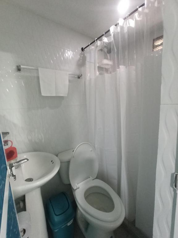 Koupelna v ubytování Hostal Casa de las Americas